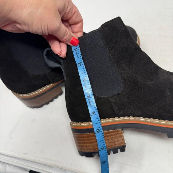 Bertuchi Suede Lug Sole Chelsea Boots Brown Ankle Pull-On Womens Size 9.5 - Picture 11 of 12